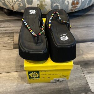 Yellow Box Women's Black Beaded Sandals